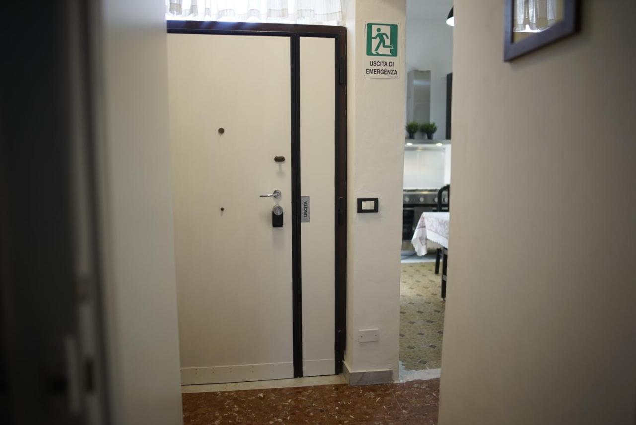 Eva Capital Guest House Vitinia 외부 사진